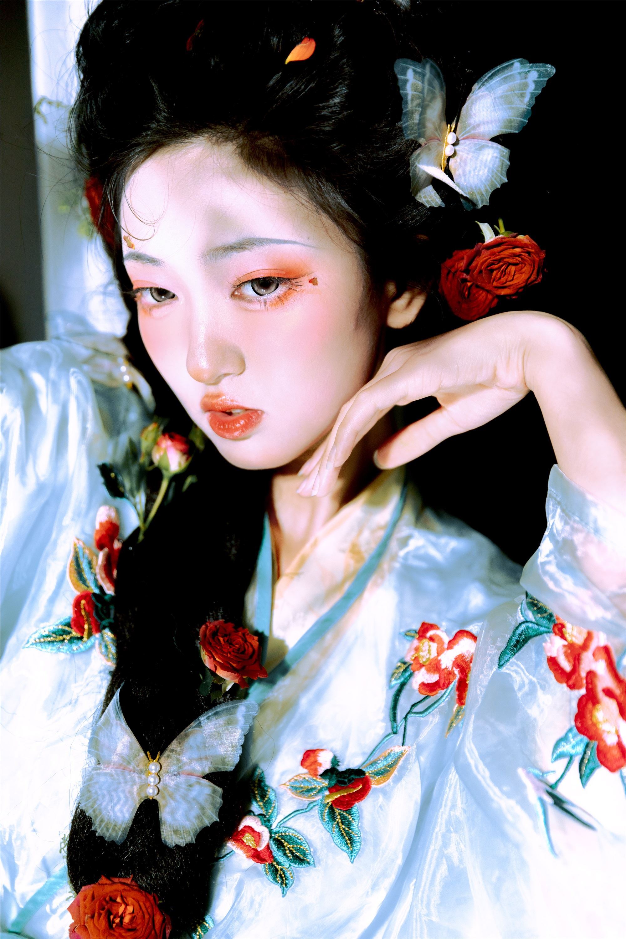 YITUYU艺图语 2025.03.10 茶花语 冷酷王爷